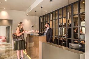 Hotel 77 Seventy-Seven