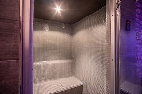 Hotel 77 Seventy-Seven