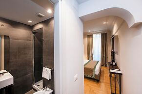 Hotel 77 Seventy-Seven