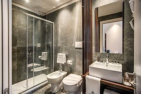 Hotel 77 Seventy-Seven