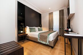 Hotel 77 Seventy-Seven