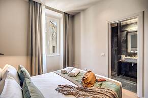 Hotel 77 Seventy-Seven