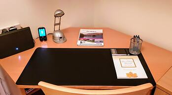 Atholl Rd Self Catering - 127 Central Location