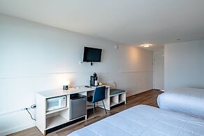 Seagull Beachfront Inn