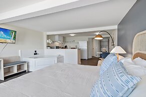 Seagull Beachfront Inn