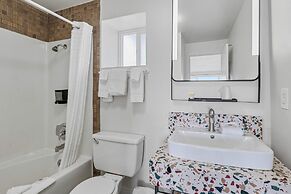 Seagull Beachfront Inn