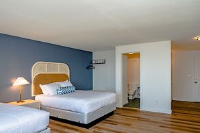 Seagull Beachfront Inn