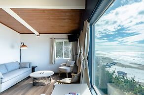 Seagull Beachfront Inn