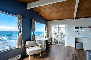 Seagull Beachfront Inn