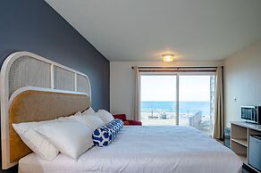 Seagull Beachfront Inn