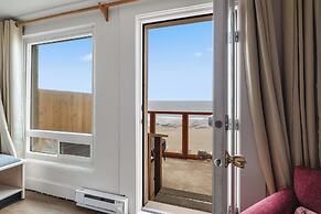 Seagull Beachfront Inn