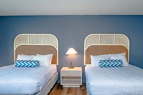 Seagull Beachfront Inn