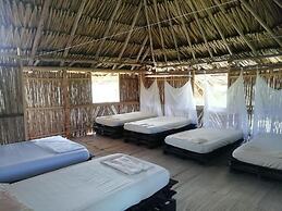 Moon Wind Tayrona Hostel by Rotamundos