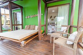 IT15 - Lindo Bangalô Vista Mar -Itacimirim