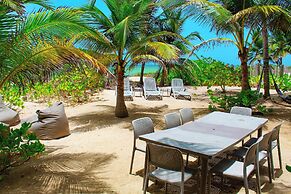 Delos Luxury 9 Bedroom near Chicxulub