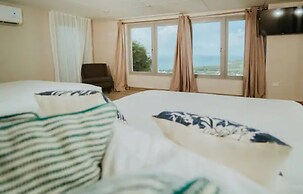 Beachside Getaway Suites