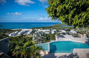 Beachside Getaway Suites