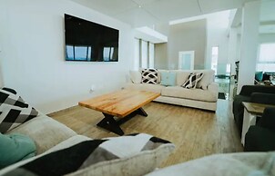 Beachside Getaway Suites