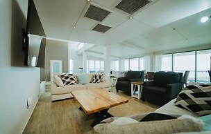 Beachside Getaway Suites