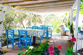 Umut Denizi Konukevi