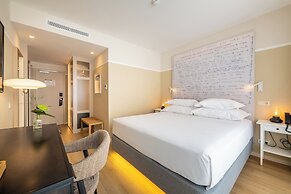 Pestana Fisherman Village