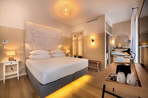 Pestana Fisherman Village