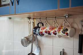 Apt in Center, With Massage Chair