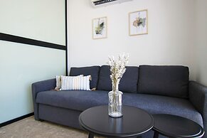 Phaedrus Living: Seaside Luxury Flat Athina 113