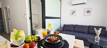 Phaedrus Living: Seaside Luxury Flat Athina 113