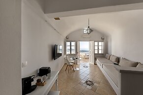 Calderas Hug & Panoramic Sea View Suites