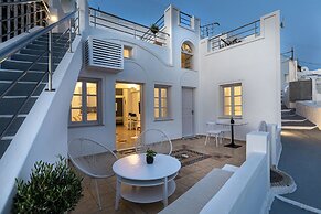 Calderas Hug & Panoramic Sea View Suites