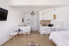 Calderas Hug & Panoramic Sea View Suites