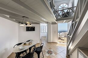 Calderas Hug & Panoramic Sea View Suites