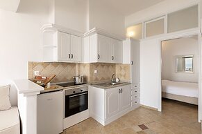 Calderas Hug & Panoramic Sea View Suites