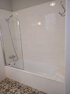 Hostal Lumine Suites by gaiarooms