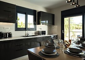 Amelia Residence