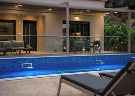 Amelia Residence
