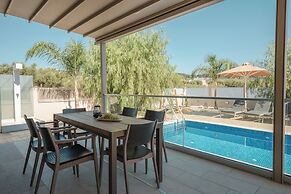 Amelia Residence