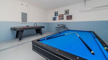 Solterra Resort 6 Bed Pool Spa Game Room 6 Bedroom Home by Redawning