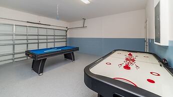 Solterra Resort 6 Bed Pool Spa Game Room 6 Bedroom Home by Redawning