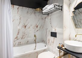 Beach Hotel by Zvieli Hotels