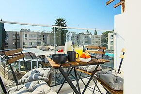 Phaedrus Living: Seaside Luxury Flat Lighthouse 65