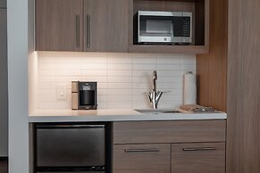 Element Dallas Richardson