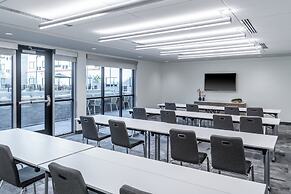 Element Dallas Richardson