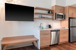 Element Dallas Richardson