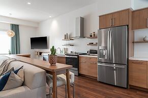 Element Dallas Richardson