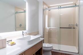 Element Dallas Richardson