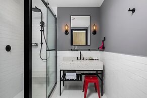 Moxy Shanghai Hongqiao NECC