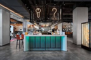 Moxy Shanghai Hongqiao NECC