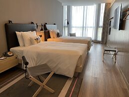 Moxy Shanghai Hongqiao NECC